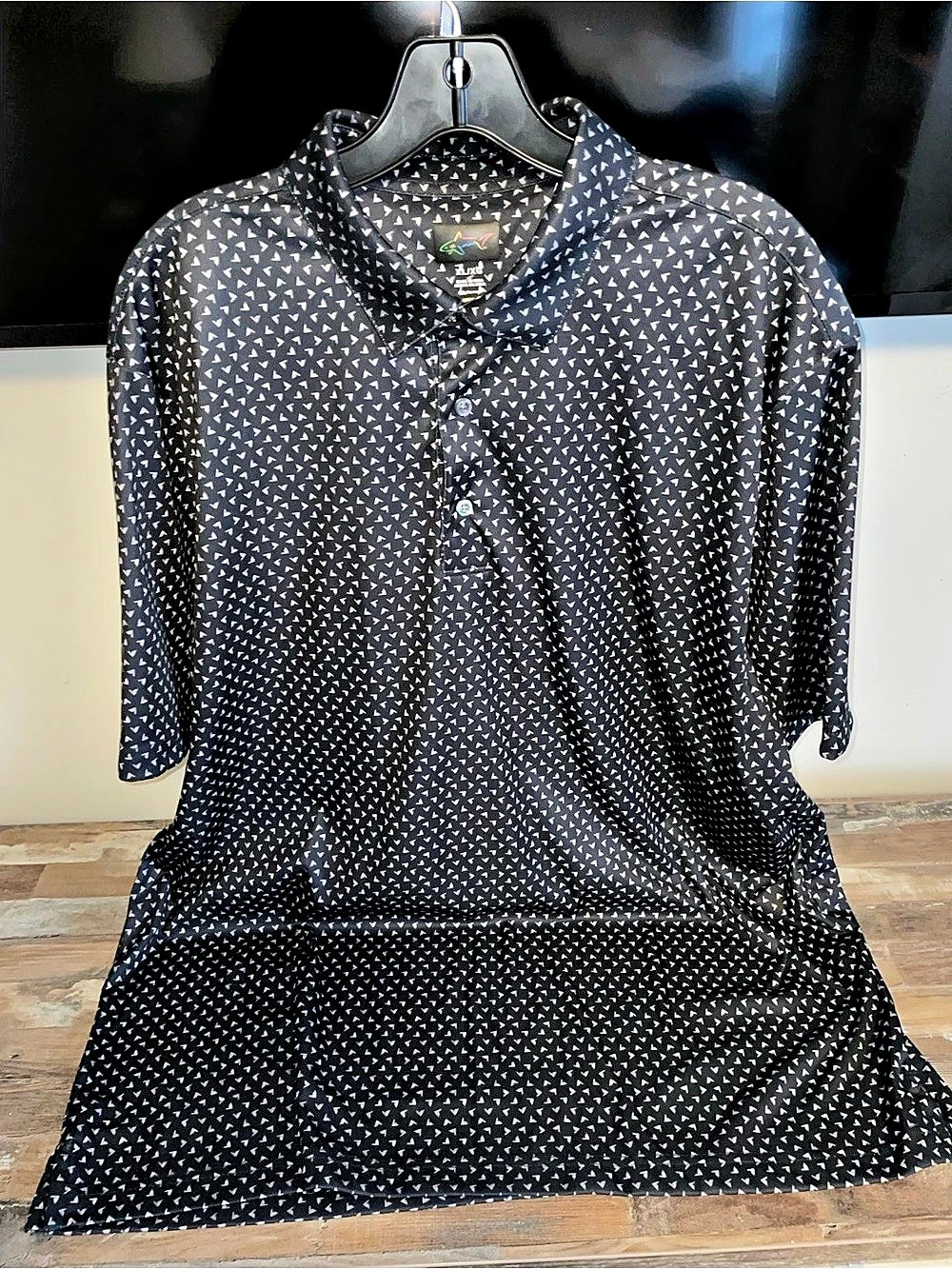 PlayDry Short Sleeve Geometric Shirt Black & White Size XL Like New
